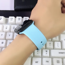 Load image into Gallery viewer, Apple Watch's Sport Silicone Bracelet Watchband
