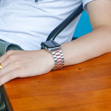 Load image into Gallery viewer, Apple Watch's Stainless Steel Strap